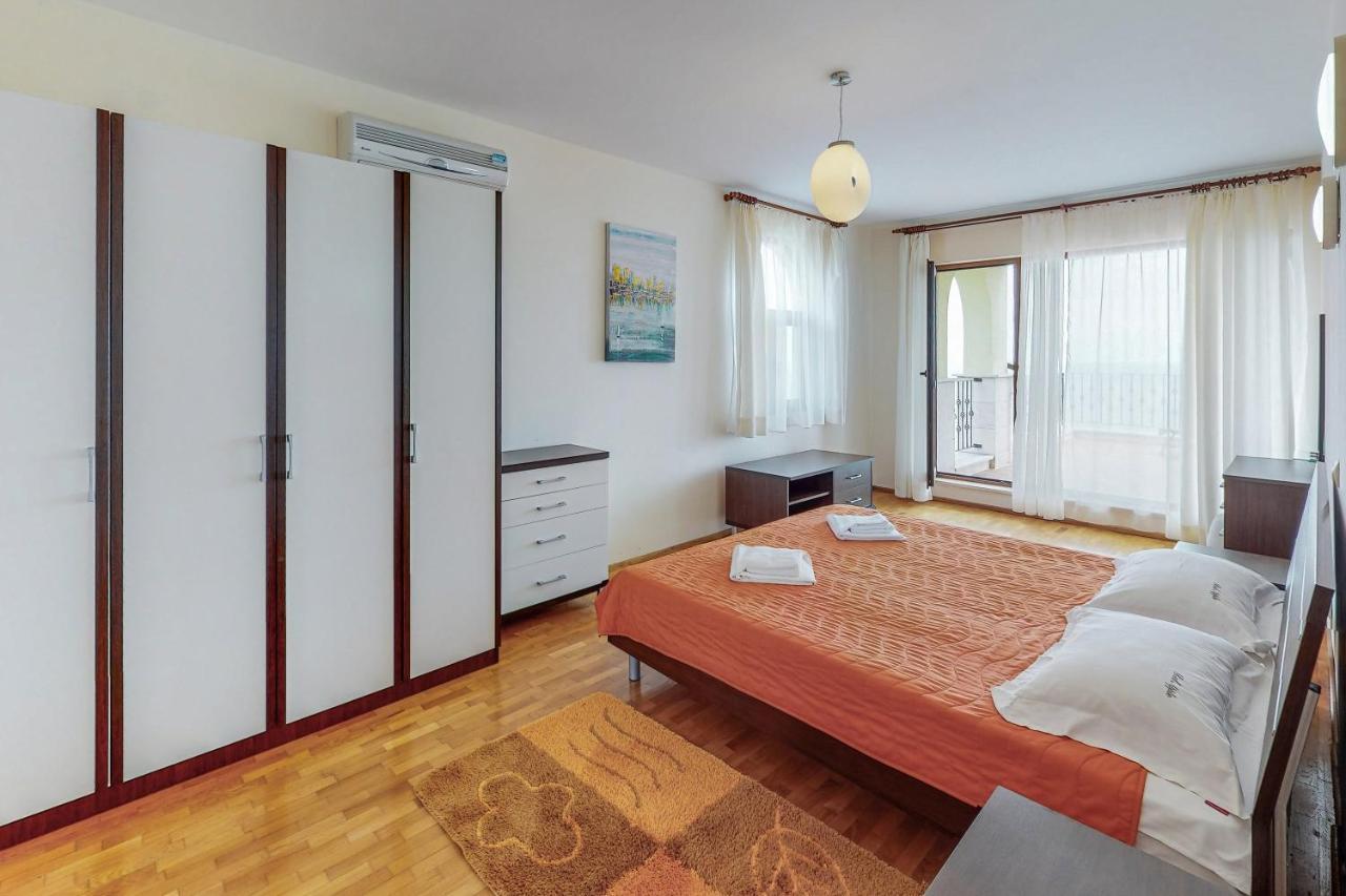 Lighthouse Luxe Estate Apart & Villas Balchik Esterno foto