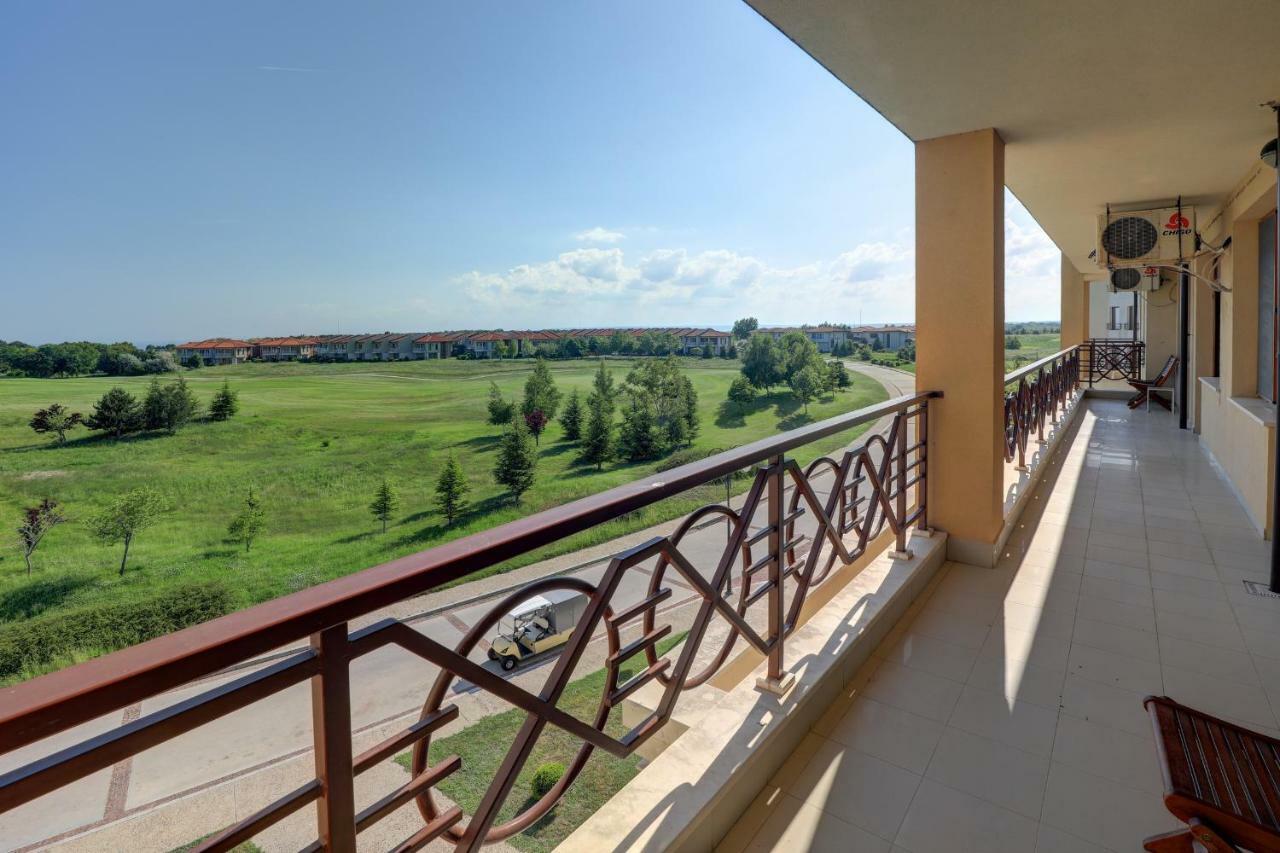 Lighthouse Luxe Estate Apart & Villas Balchik Esterno foto